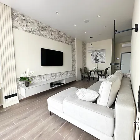 Siesta Platinum Sea View Odessza