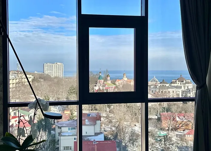 Siesta Platinum Sea View Apartment Odesa